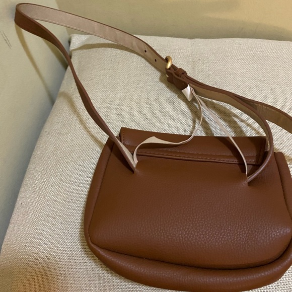 Vince Camuto cognac color belt bag - Picture 3 of 5